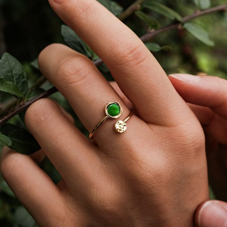 Zendala Ring (Green Nacre/Gold)